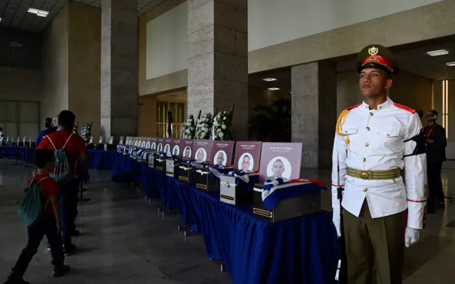 Honras fúnebres a los 32 cubanos caídos en Venezuela.