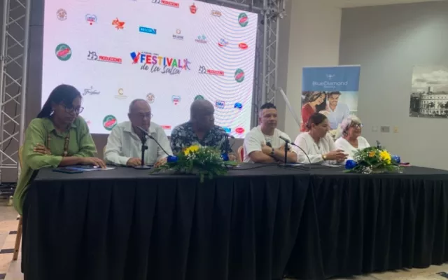 Conferencia de prensa del Festival de la Salsa en Cuba, efectuada el viernes 23 de enero.
