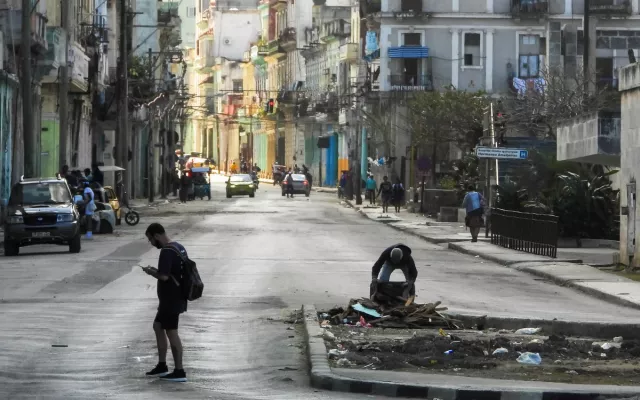 Costa Rica recomienda a sus ciudadanos salir de Cuba mientras haya vuelos comerciales