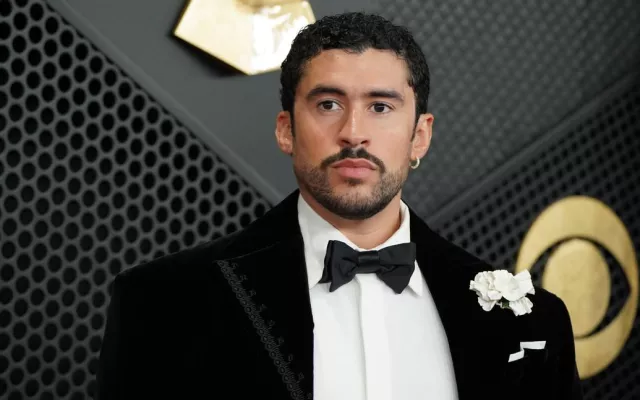 El artista puertorriqueño tiene experiencia en la actuación con películas como Bullet Train y Caught Stealing. >Jordan Stauss/ AP