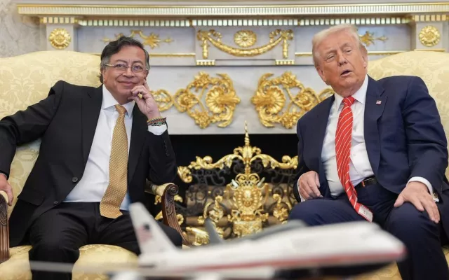 Gustavo Petro y Donald Trump en el Despacho Oval de la Casa Blanca.