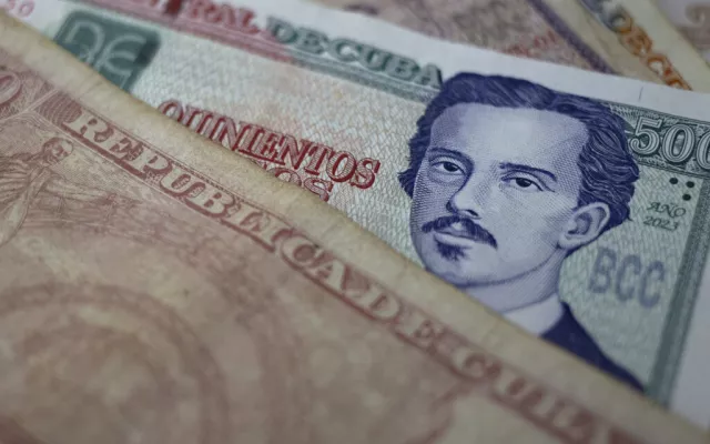 Se han reportado distintas estafas en las calles cubanas con billetes de 500 cup.