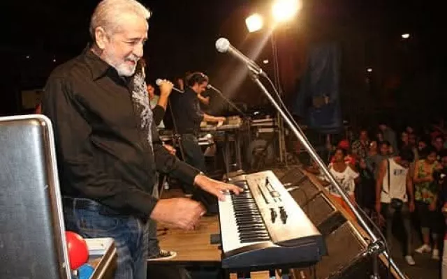 Jorge Gómez, el pianista que fundó el legendario grupo Moncada y llevó la música cubana a los escenarios del mundo. Foto: Cubanoticias