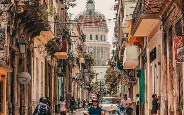 Polonia actualizó su advertencia de viajes a Cuba al máximo nivel, desaconsejando cualquier visita a la isla por razones de seguridad.
