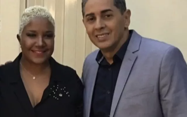 Los cantantes Paulito FG (1962-2025) y Haila.