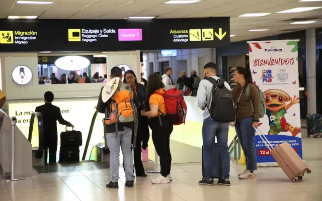 Los pasajeros de Cuba, Venezuela, Haití y Nicaragua seguirán con el protocolo extra. El resto del mundo, con tránsito ágil.