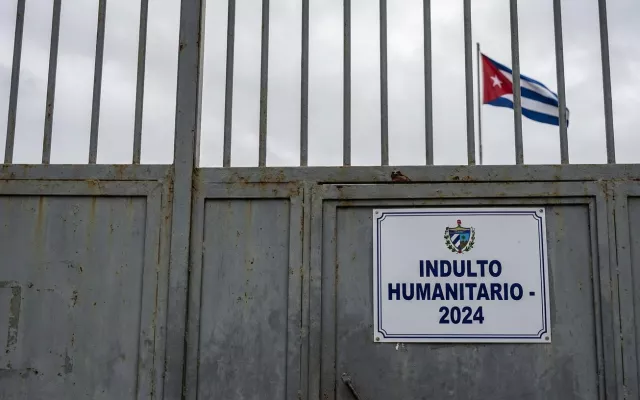 Fotografía representativa del sistema de justicia y el indulto de presos en Cuba.