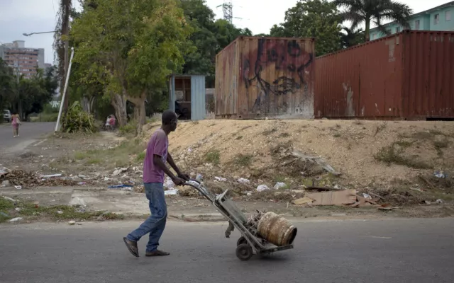 Imagen de cilindros de gas licuado en Cuba.