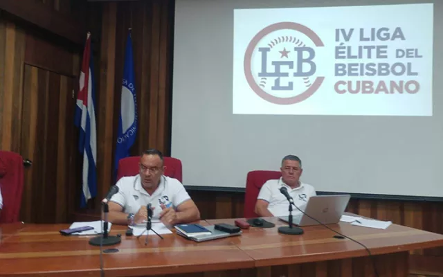 Logo de la IV Liga Élite del Béisbol Cubano