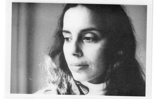 Ana Mendieta, la artista del cuerpo y la naturaleza que desafió al silencio