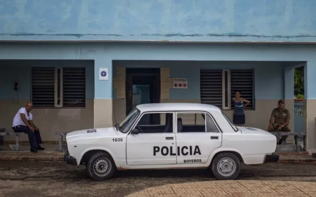 Fotografía de referencia de un automóvil