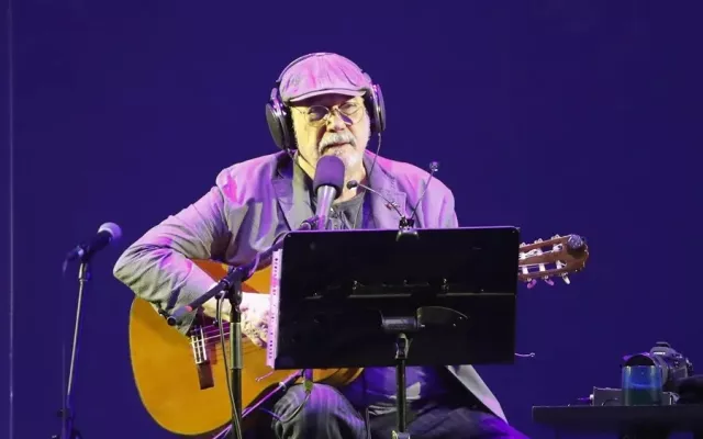 Imagen de Silvio Rodríguez en un concierto.