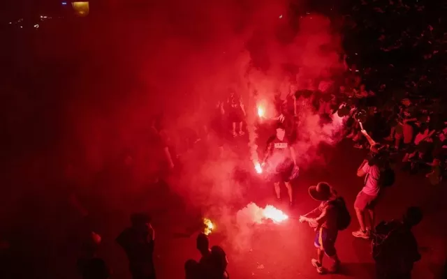 Escena de las celebraciones en París tras el título del PSG.
