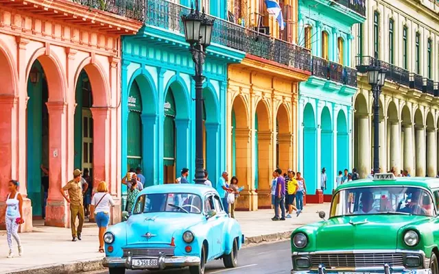 ¿Qué significa para Cuba la salida de varias cadenas hoteleras extranjeras?