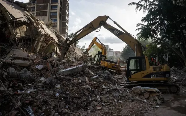 Escenas de rescate tras el colapso de edificios en Venezuela por los terremotos.