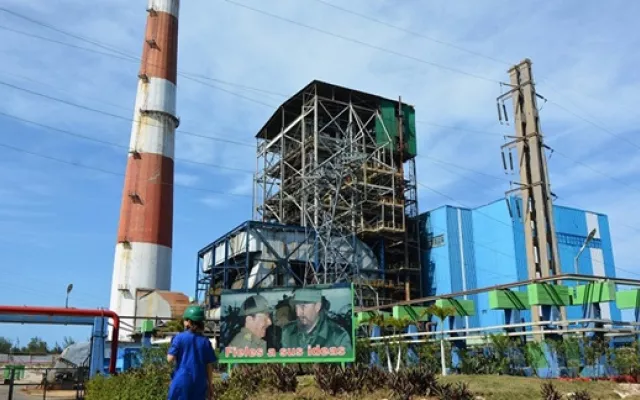 Vista exterior de las instalaciones de la Central Termoeléctrica Antonio Guiteras.