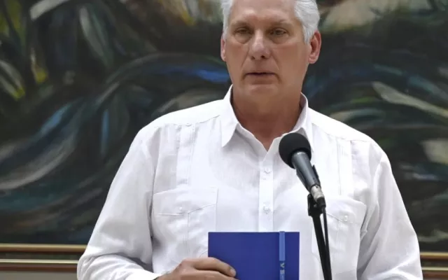 Fotografía oficial de Miguel Díaz-Canel utilizada en el contexto del anuncio de sanciones estadounidenses.