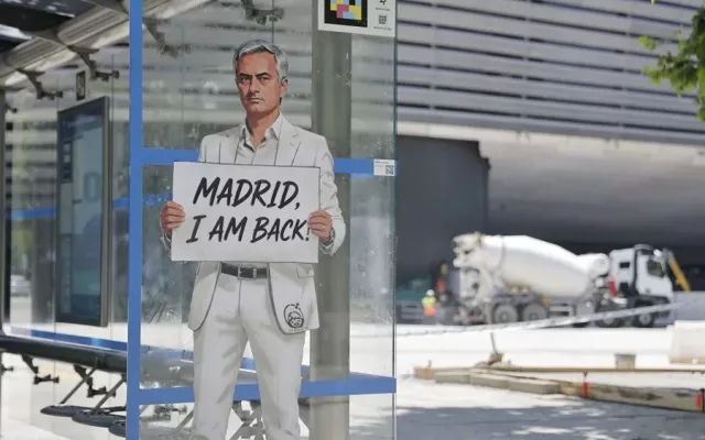 Fotografía de José Mourinho posando ante la prensa durante su trayectoria profesional.