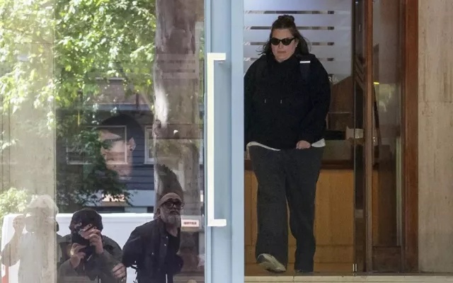Fotografía de las hijas del expresidente José Luis Rodríguez Zapatero tras conocerse su imputación en el caso Plus Ultra.