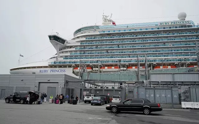 El Ruby Princess atracado en San Francisco