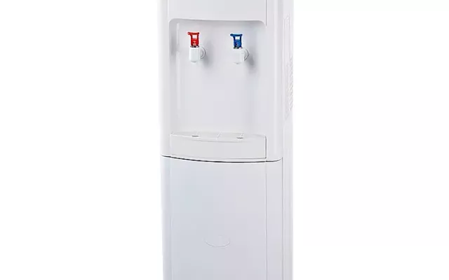 Un dispensador de agua potable no solo garantiza el acceso a agua potable, sino que también contribuye a la higiene y la salud de los hogares.