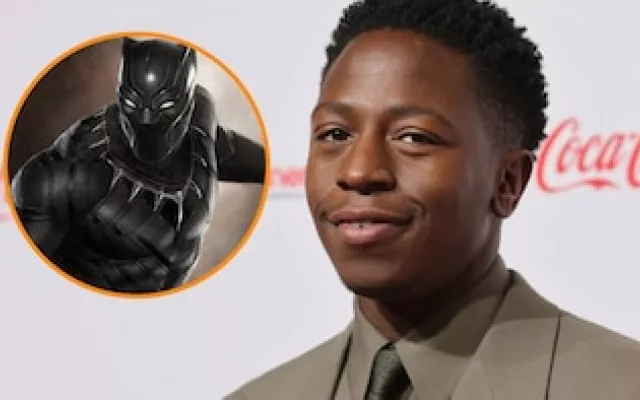 David Jonsson durante el anuncio oficial en el panel de Marvel de la Comic-Con.