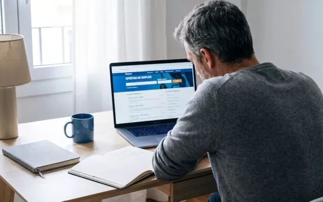 Una de cada tres páginas web ya está escrita con IA, según estudio