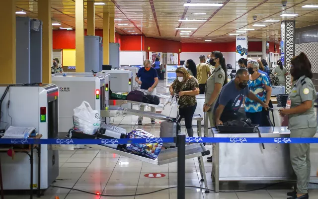 Cuba aprueba cambios para mipymes e importaciones con cuatro nuevos decretos-leyes