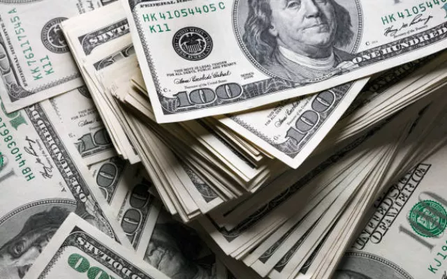La cotización del dólar constituye, además, una referencia importante para buena parte de la economía cotidiana en Cuba.