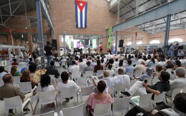 Fotografía de la inauguración oficial de la 34.ª Feria Internacional del Libro de La Habana 2026.