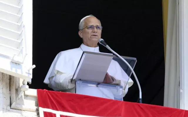 El papa León XIV durante una intervención tras conocerse la tragedia del terremoto en Colombia.