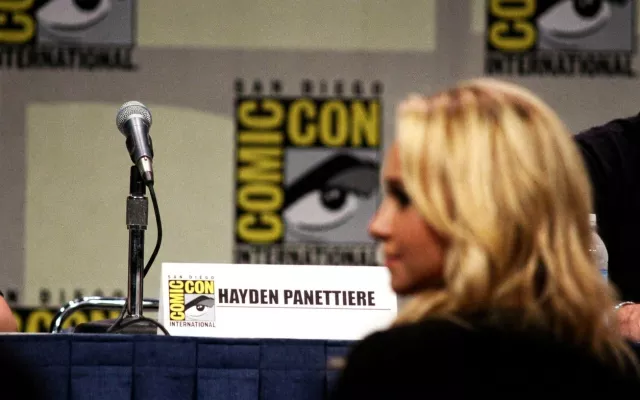Fotografía de archivo de la actriz Hayden Panettiere durante una presentación pública.