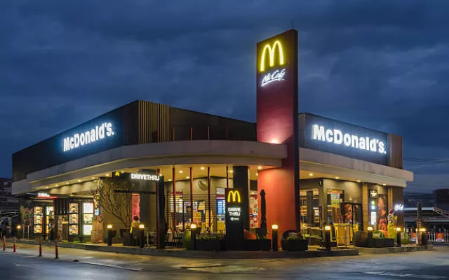 ¿Y si pudieras tener tu propio McDonald’s en Cuba? Esto es lo que cambia con el nuevo Decreto de Comercio Interior