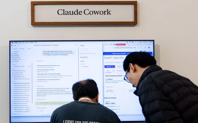Una demostración del agente de inteligencia artificial Claude Cowork de Anthropic en mayo. Los empleados de la empresa han estado hablando sobre los riesgos de la inteligencia artificial luego de que un colega renunciara esta semana y diera como argumento los peligros de la tecnología