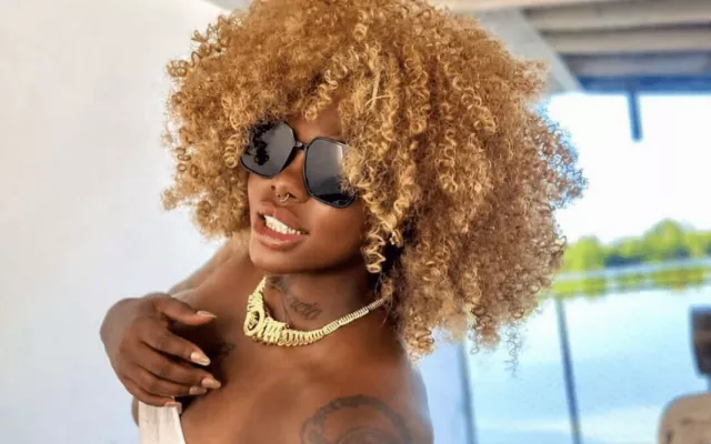 Fotografía de la influencer cubana conocida como La Cintumbare.