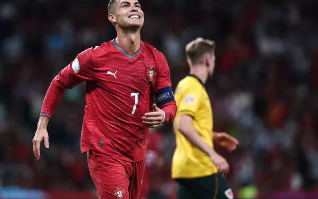 Cristiano Ronaldo en una sesión de entrenamiento con la selección de Portugal.
