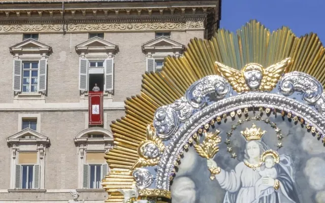 El papa León XIV durante un acto oficial en el Vaticano.